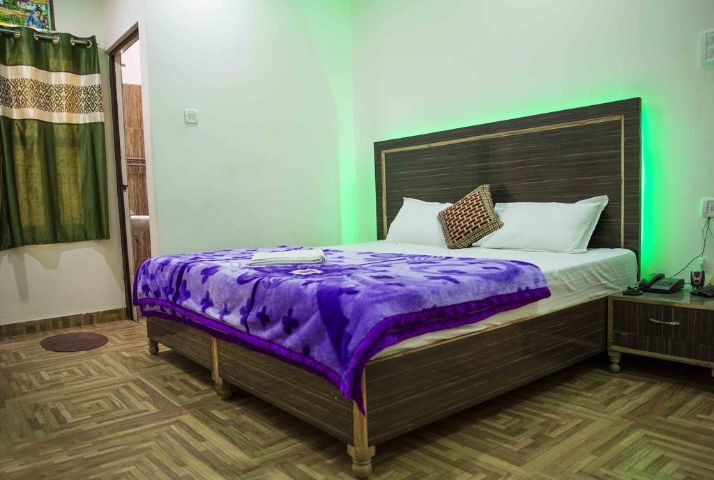 Assi River Guest House Varanasi Esterno foto