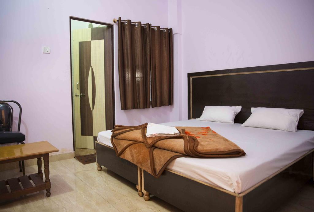 Assi River Guest House Varanasi Esterno foto