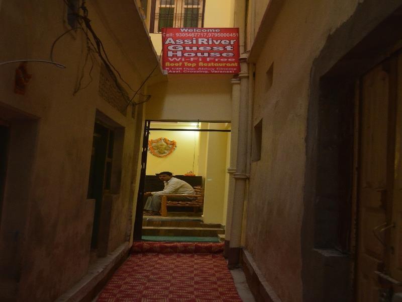 Assi River Guest House Varanasi Esterno foto