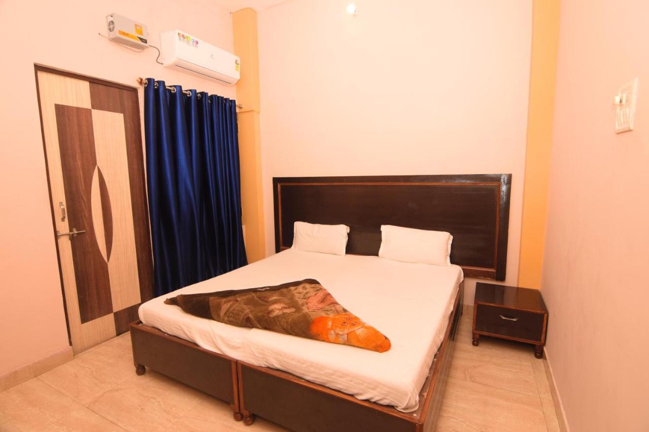 Assi River Guest House Varanasi Esterno foto