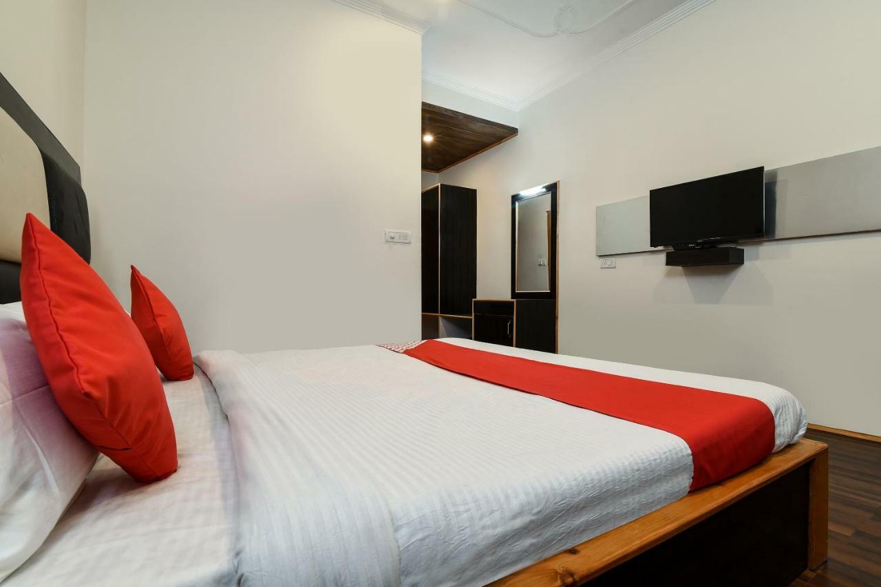 Assi River Guest House Varanasi Esterno foto